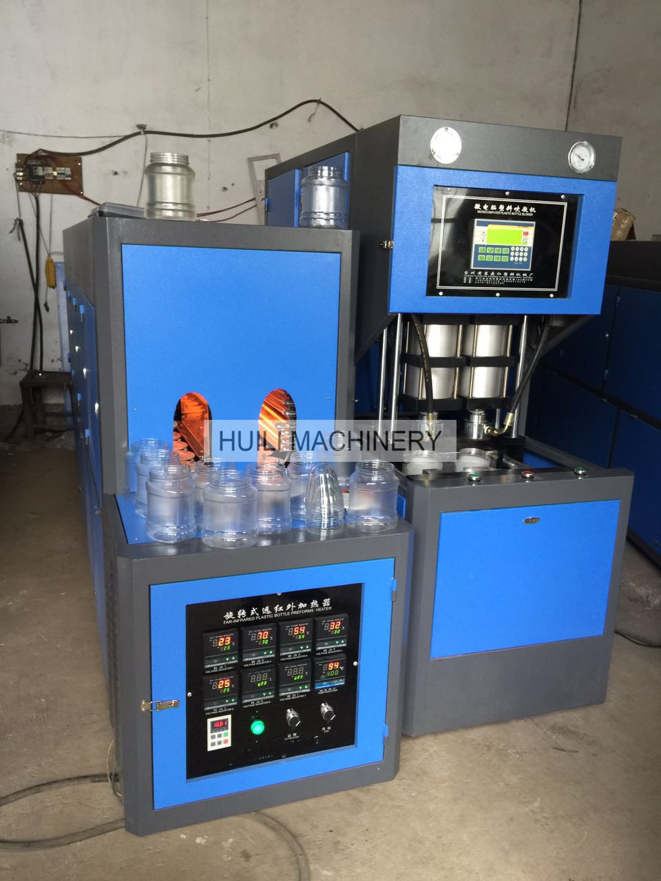 آلة نفخ الزجاجات PET شبه الأوتوماتيكية