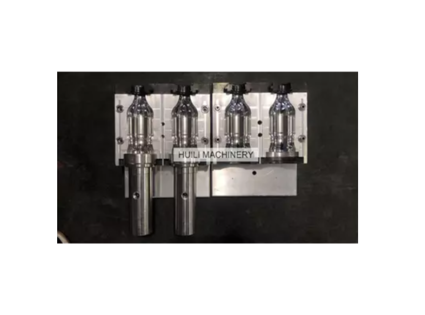 ماكينة نفخ الزجاجات PET